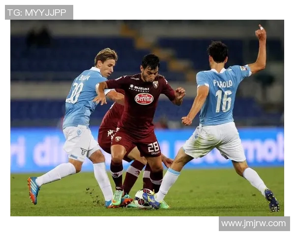 都灵与费拉拉的精彩对决结果揭晓赛季表现分析与未来展望