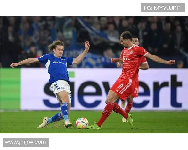 沙尔克04客场失利，德甲排名下跌至第七位：解析球队困境与未来展望