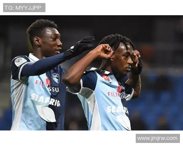 南锡主场迎战勒阿弗尔争夺法乙联赛关键三分的激烈对决 南锡主场迎战勒阿弗尔争夺法乙联赛关键三分的激烈对决