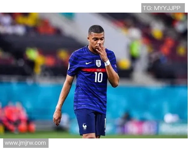 姆巴佩如何在赛场上展现超凡实力与领导魅力引领法国队走向辉煌