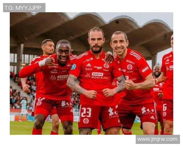 圣旺红星与奥兰斯的精彩对决揭示了足球战术与团队合作的重要性 圣旺红星与奥兰斯的精彩对决揭示了足球战术与团队合作的重要性