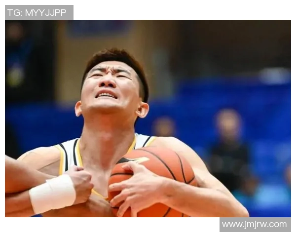 孙铭徽在对阵广东队的精彩表现引发球迷热议，谁将成为比赛的关键先生